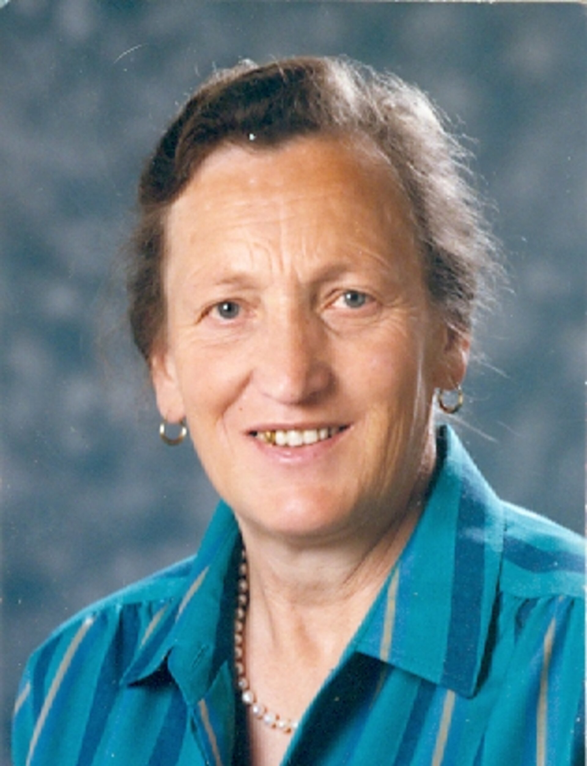 Christine-Schmidt.jpg